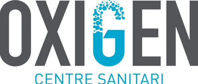 Se muestra un logotipo de Oxygen Center Sanitari sobre un fondo blanco.